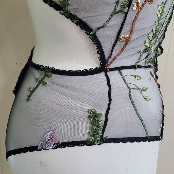 Women Black Midnight Lingerie Floral Embroidered-Tulle Sheer Bodysuit Sz L NWOT - Picture 7 of 10